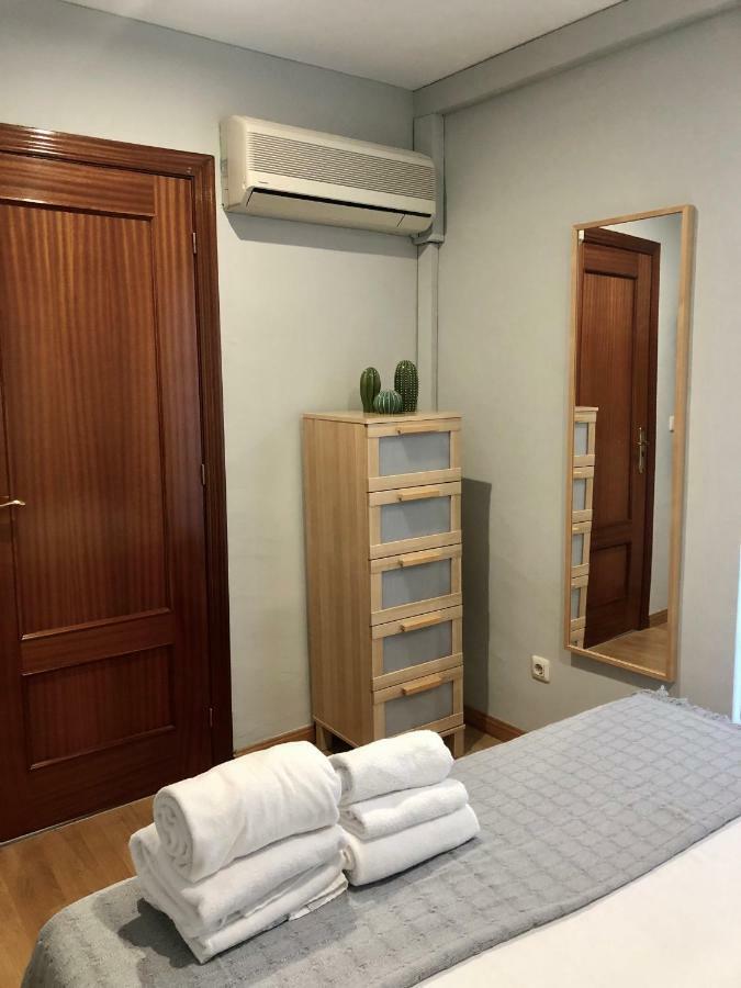 Apartamento San Blas-Antiguo Mercado Central Zaragoza Luaran gambar